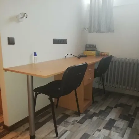 Black Piano On The Fifth Floor Διαμέρισμα *
